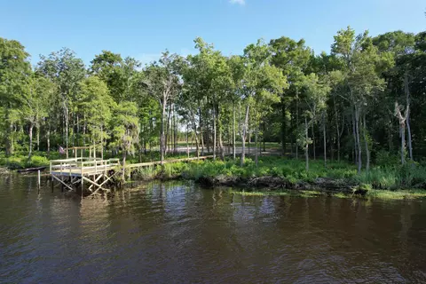 598 Comanche Dr, Georgetown, SC 29440 photo 5
