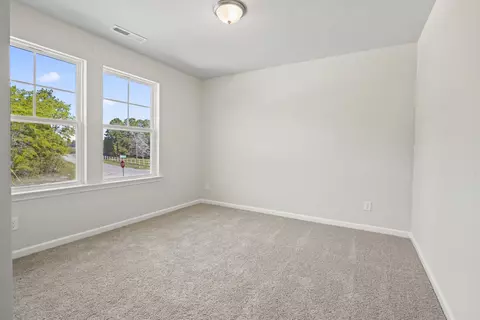 Bedroom - 1145 Mcnabb Rd, Loris, SC 29569 photo 1 of 5