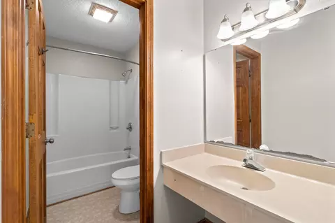 Bath - 213 Double Eagle Dr #E3, Surfside Beach, SC 29575 photo 2 of 2