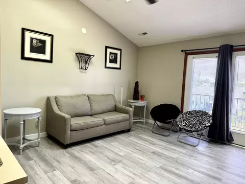 Living - 213 Double Eagle Dr #E3, Surfside Beach, SC 29575 photo 2 of 3