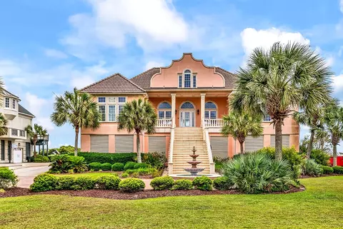 8708 N Ocean Blvd, Myrtle Beach, SC 29572