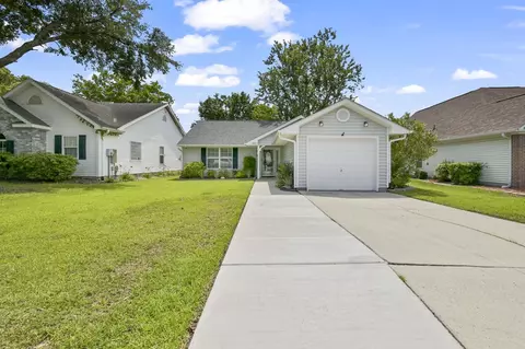 1931 Tree Cir, Surfside Beach, SC 29575