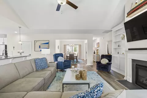 Living - 459 Honeyhill Loop, Conway, SC 29526 photo 2 of 4