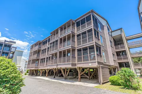 215 3rd Ave N #151, North Myrtle Beach, SC 29582