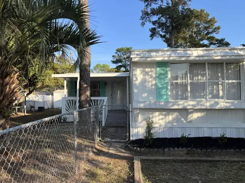 2712 Aquarius Dr, Myrtle Beach, SC 29575