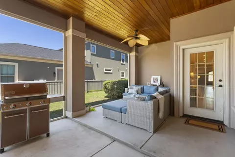 Exterior - 809 Bluffview Dr, Myrtle Beach, SC 29579 photo 1 of 10