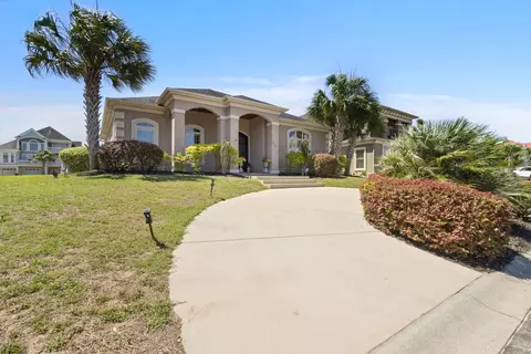 Exterior - 809 Bluffview Dr, Myrtle Beach, SC 29579 photo 8 of 10