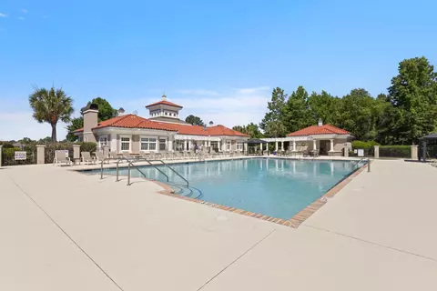 Exterior - 809 Bluffview Dr, Myrtle Beach, SC 29579 photo 6 of 10
