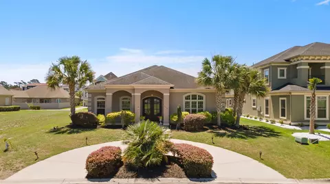 809 Bluffview Dr, Myrtle Beach, SC 29579