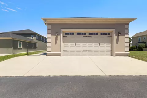 Exterior - 809 Bluffview Dr, Myrtle Beach, SC 29579 photo 2 of 10