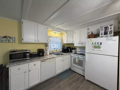 1839 Lark Dr, Surfside Beach, SC 29575 photo 9