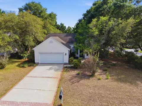 87 Low Country Ln, Pawleys Island, SC 29585