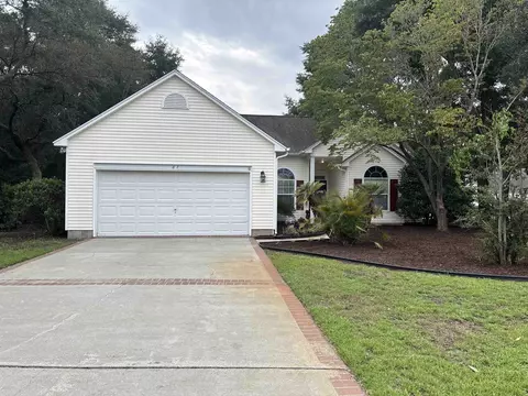 87 Low Country Ln, Pawleys Island, SC 29585