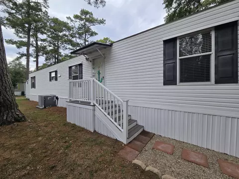 418 Delton Dr, Murrells Inlet, SC 29576