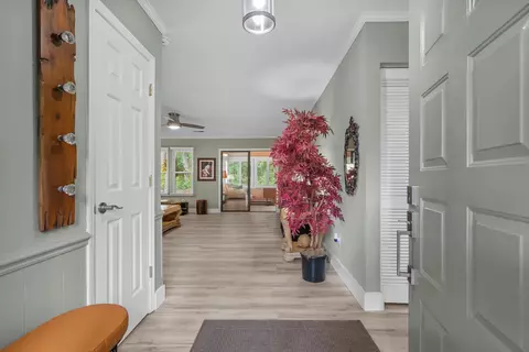 Entry Way - 105 Hickory Dr, Conway, SC 29526 photo 1 of 2