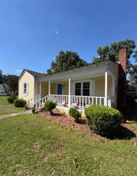 100 Jackson St, Lake City, SC 29560
