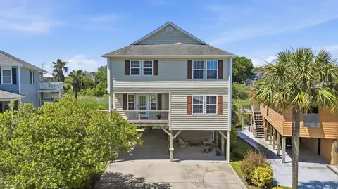365 Marsh Pl, Murrells Inlet, SC 29576