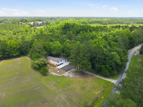 6820 Shady Grove Rd, Conway, SC 29527