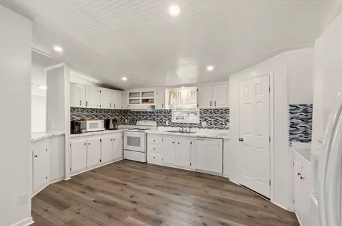2264 Todd Dr, Longs, SC 29568 photo 9