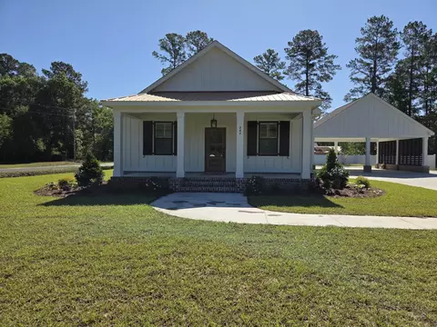 242 Leadwood St, Andrews, SC 29510