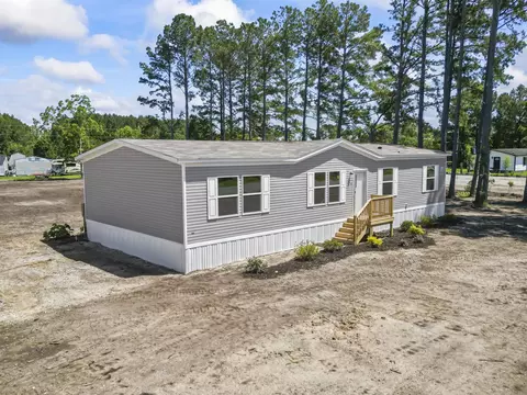 109 G P Smith Ave, Longs, SC 29568