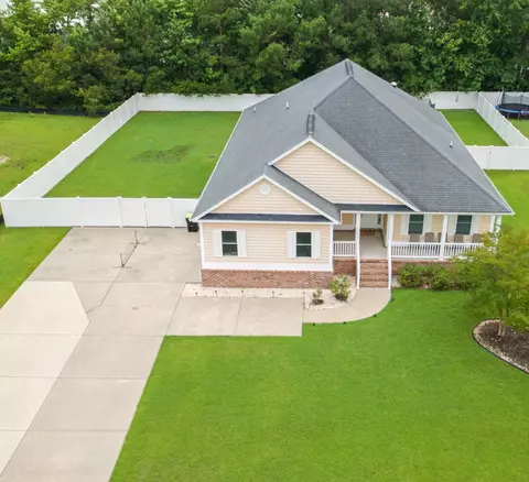 112 Pottery Landing Dr, Conway, SC 29527