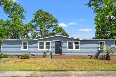 1156 Forest Dr, North Myrtle Beach, SC 29582