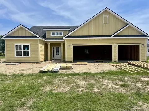 1529 Crooked Hook Rd, North Myrtle Beach, SC 29582