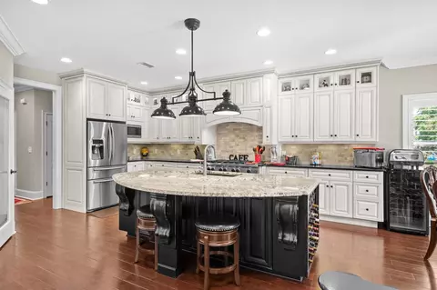 Kitchen - 9785 Anchor Dr, Longs, SC 29568 photo 2 of 7