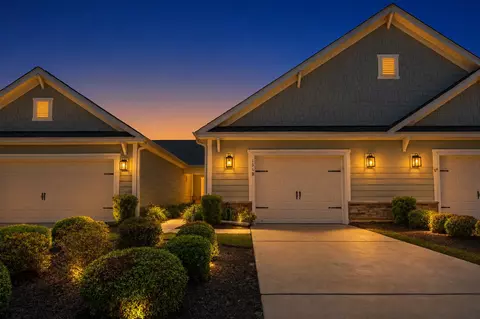 136 Queens Cove Pl #B, Myrtle Beach, SC 29579