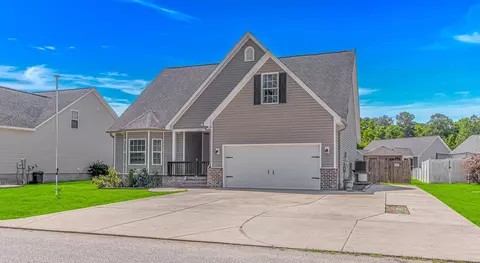 621 Garden Ave, Georgetown, SC 29440