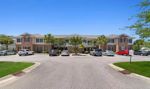 700 Pickering Dr #202, Murrells Inlet, SC 29576