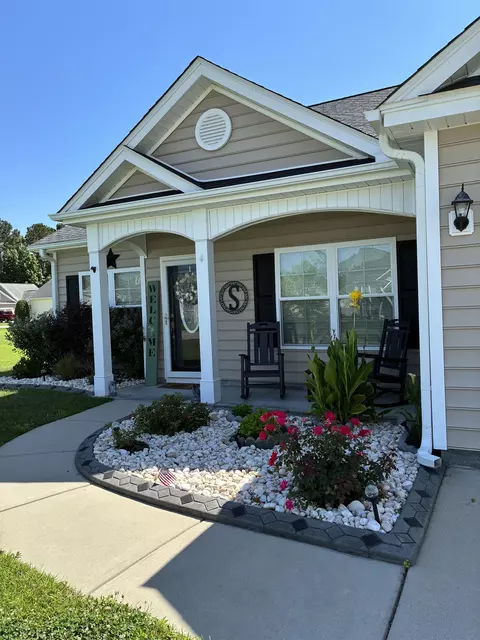 Exterior - 205 Maple Oak Dr, Conway, SC 29526 photo 2 of 18
