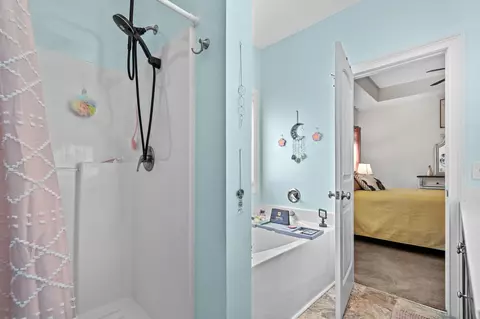 Bath - 205 Maple Oak Dr, Conway, SC 29526 photo 3 of 4