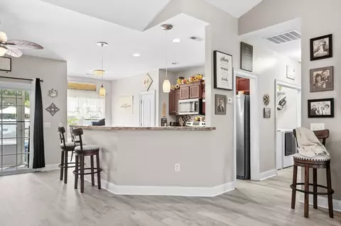 Entry Way - 205 Maple Oak Dr, Conway, SC 29526 photo 4 of 5