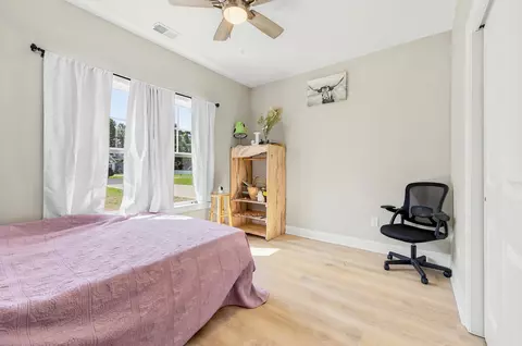 Bedroom - 1900 Blue Bird Rd, Loris, SC 29569 photo 3 of 5