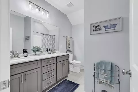 Bath - 258 Rivers Edge Dr, Conway, SC 29526 photo 3 of 5
