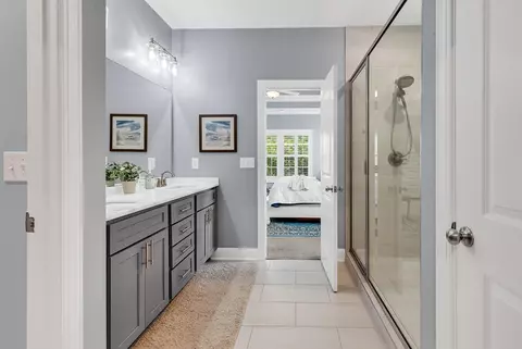 Bath - 258 Rivers Edge Dr, Conway, SC 29526 photo 2 of 5