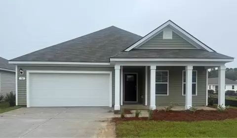 70 Ashworth Dr, Tabor City, NC 28463