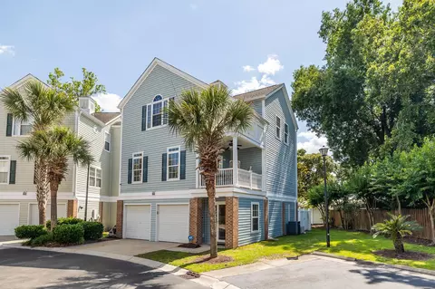 27 Palmas Dr, Surfside Beach, SC 29575