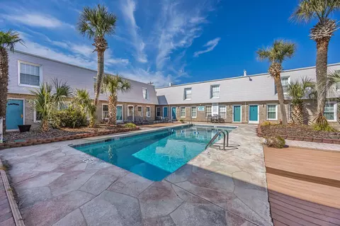 706 28th Ave S #16, North Myrtle Beach, SC 29582