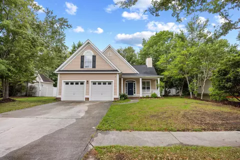 3716 Kennison Dr, Myrtle Beach, SC 29575