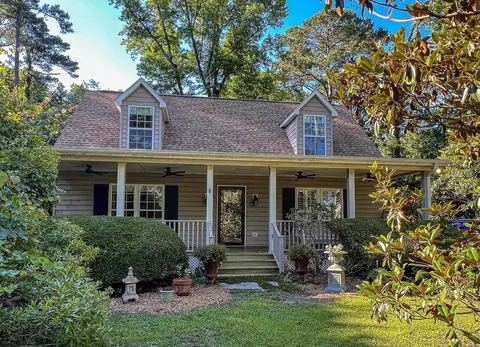 68 Partridge Ln, Pawleys Island, SC 29585