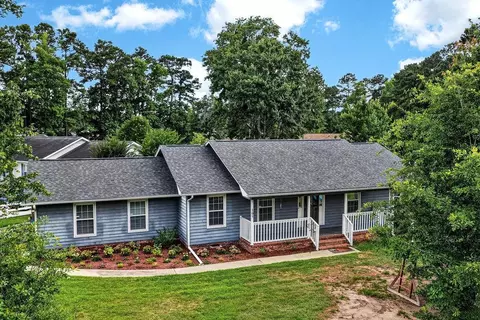 105 Pebble Dr, Myrtle Beach, SC 29588