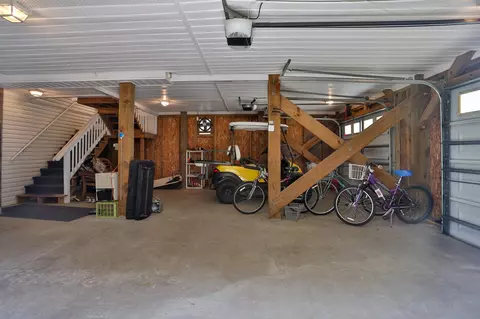 Exterior - 319 16th Ave S, Surfside Beach, SC 29575 photo 5 of 14