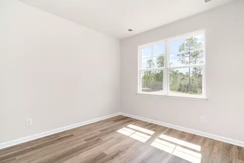 Bedroom - 950 Ireland Dr, Longs, SC 29568 photo 4 of 6