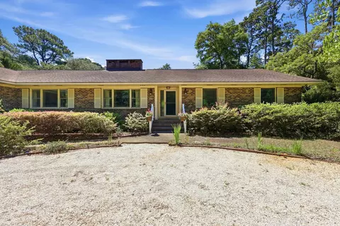 241 Center Dr, Myrtle Beach, SC 29572