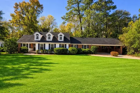 1320 Horseshoe Rd, Mullins, SC 29574
