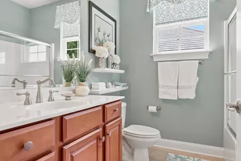 Bath - 625 Evers Loop, Surfside Beach, SC 29575 photo 5 of 5