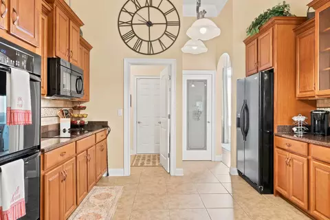 Kitchen - 625 Evers Loop, Surfside Beach, SC 29575 photo 2 of 5